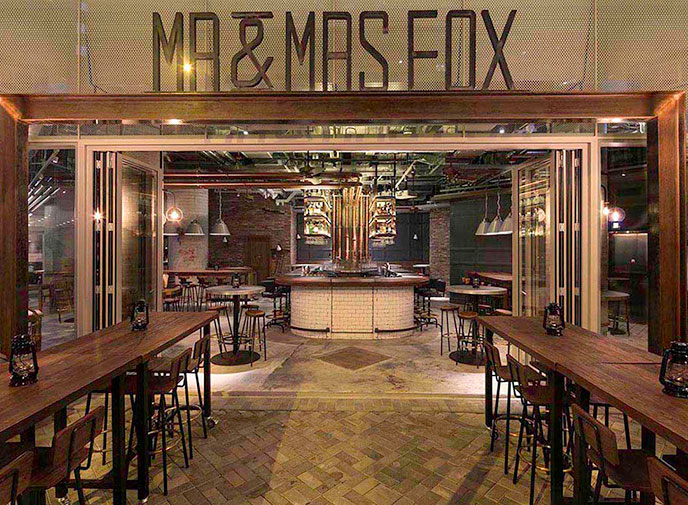 Mr & Mrs Fox